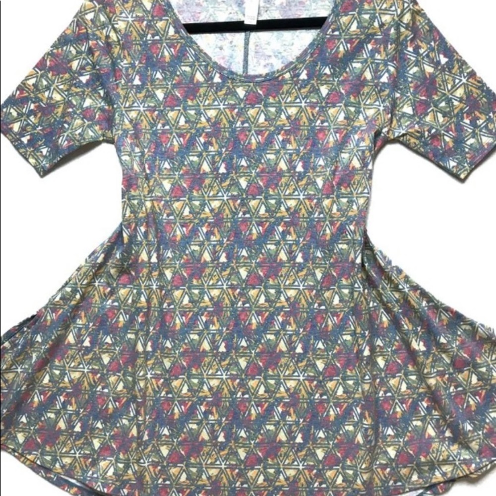 LuLaRoe Perfect T